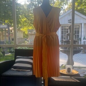 SHEIN Yellow Pleated Midi Dress